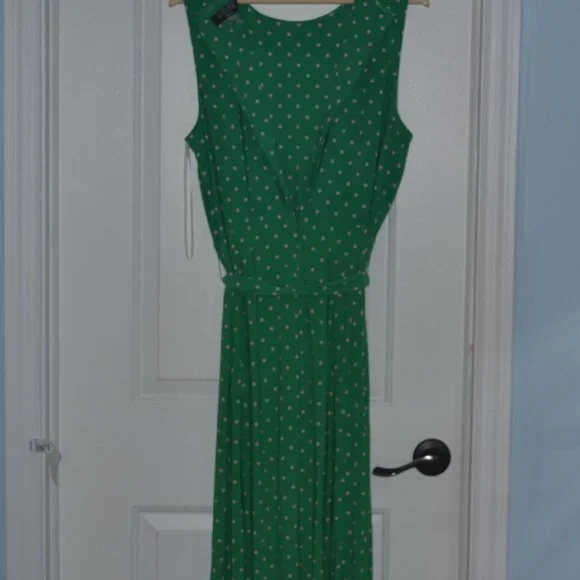 Pre-owned Kasper Dress size 16. Color green with white dots pattern - Picture 3 of 6